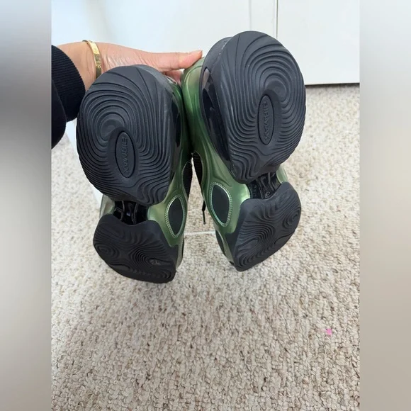 Nike Air Max Muse Sneaker size 12 NWOT - Picture 4 of 6